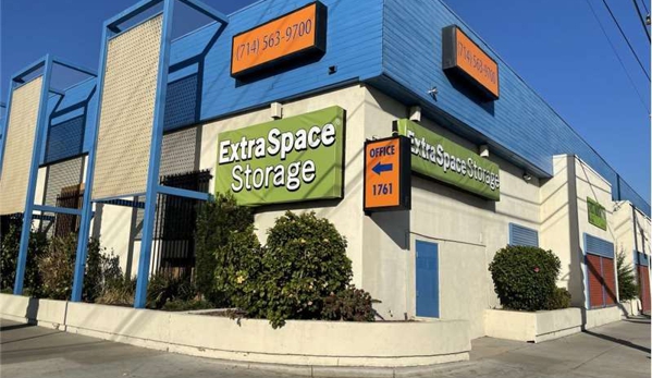 Extra Space Storage - Anaheim, CA