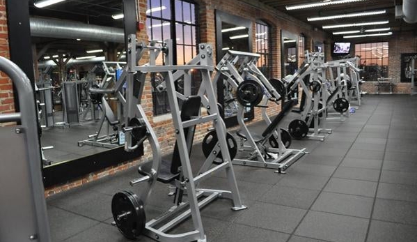 Onelife Fitness-Norfolk - Norfolk, VA