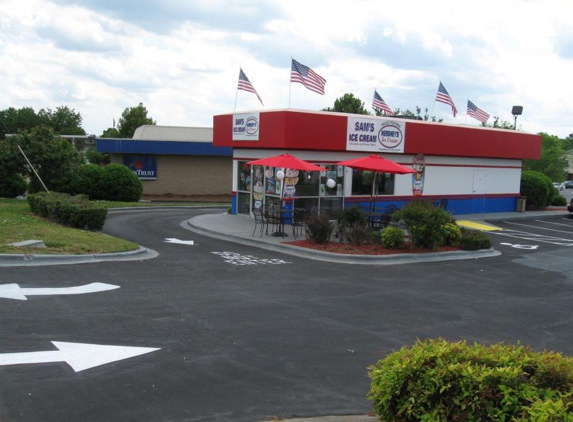 Sam's Hershey's Ice Cream - Clemmons, NC