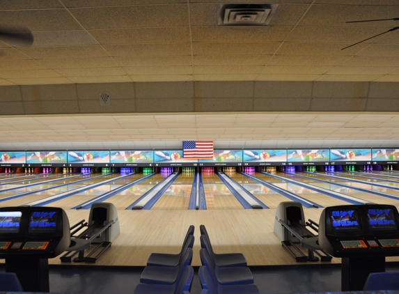 Sportsworld - Russellville, AR. Lanes look good.