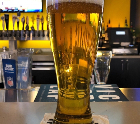 Buffalo Wild Wings - Hendersonville, TN