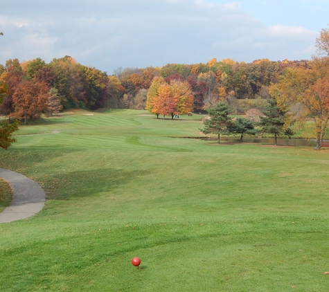 Chemung Hills Golf Club & Banquet Center - Howell, MI