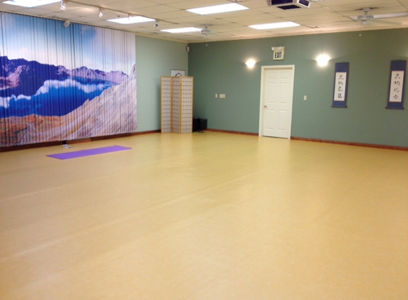 Dahn Yoga Center - East Meadow, NY