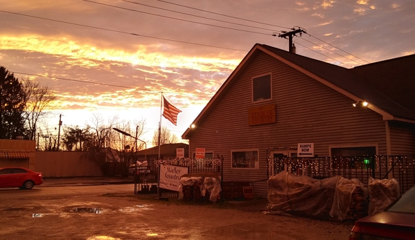 Richard's Country Store - Nitro, WV