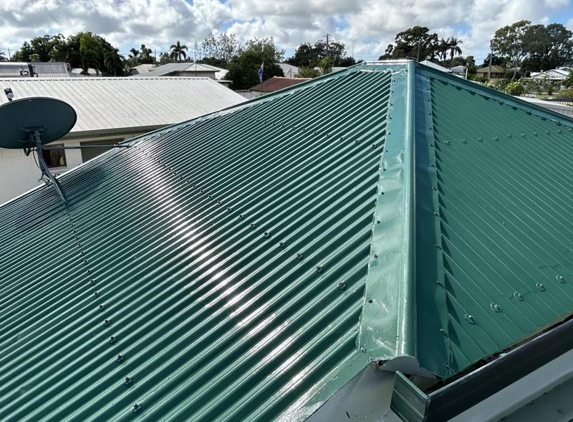 Dom's Burdekin Painting - Ayr, QLD. Roof looks like new