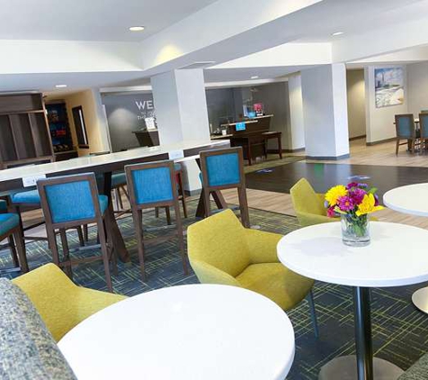 Hampton Inn Carlsbad-North San Diego County - Carlsbad, CA