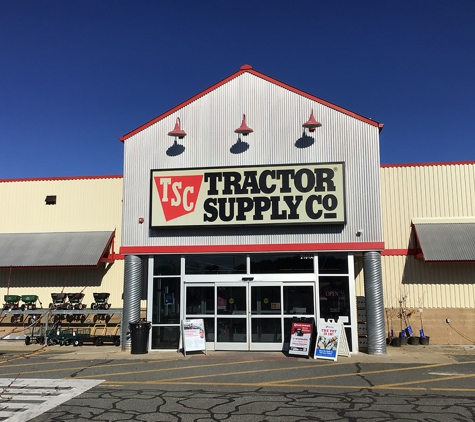 Tractor Supply Co - Taunton, MA