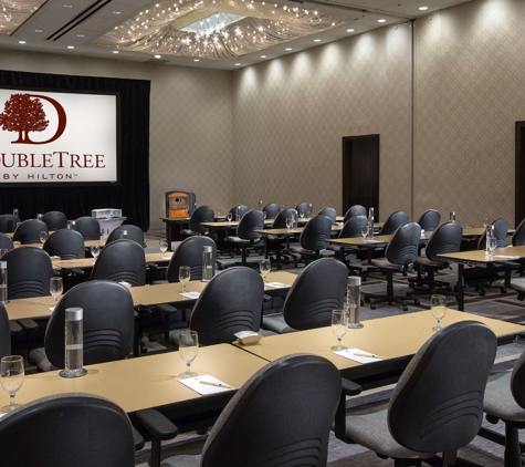 DoubleTree by Hilton Hotel Chicago - Oak Brook - Oak Brook, IL