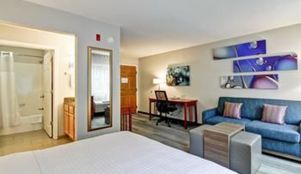 Homewood Suites by Hilton Stratford - Stratford, CT