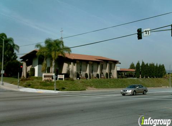 Saint Paul Lutheran Church - Fullerton, CA