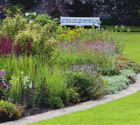 Oasis Lawns & Gardens