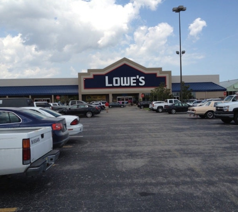 Lowe's Home Improvement - Vero Beach, FL