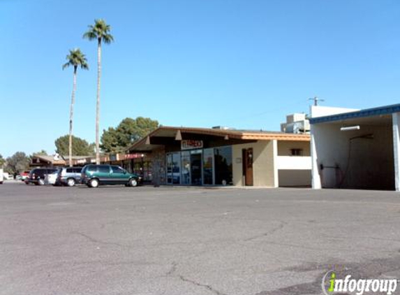 Roadrunner Lounge - Scottsdale, AZ