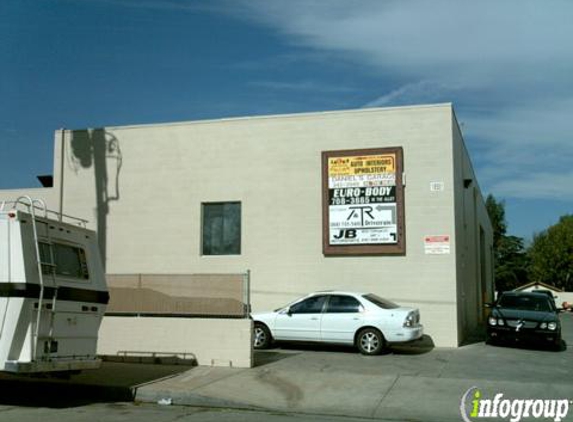 Bob's Engine - Tarzana, CA