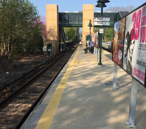 Metro North - Bedford Hills, NY