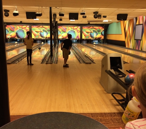 Berks Lanes - Sinking Spring, PA