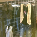 B B Jeans Outlet - Nail Salons