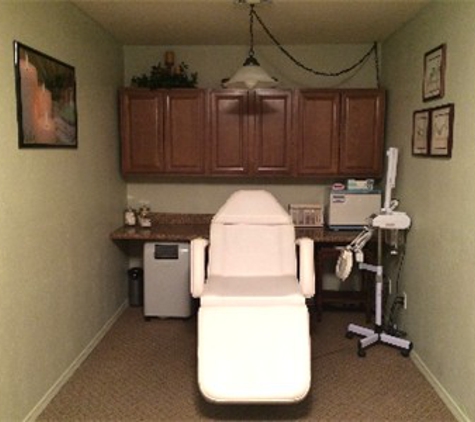 Pampered Hands & Body Spa - Edmond, OK