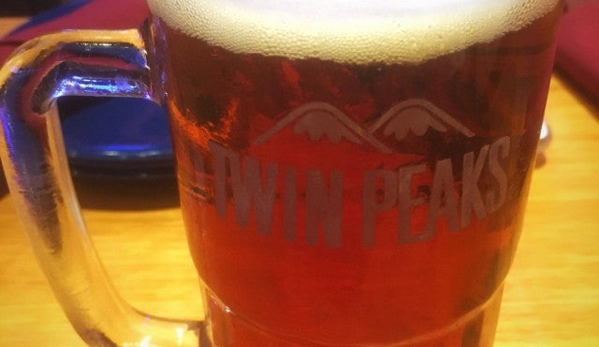 Twin Peaks Restaurant - Rogers, AR