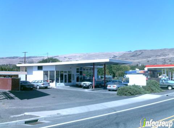 Doug's Affordable Mufflers - The Dalles, OR