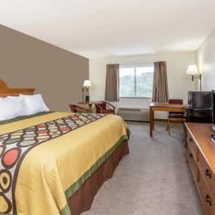 Super 8 by Wyndham Huntington WV - Huntington, WV