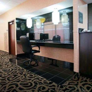 Quality Inn Hotel - Terre Haute, IN