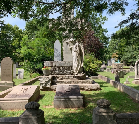 Grove Street Cemetery - New Haven, CT