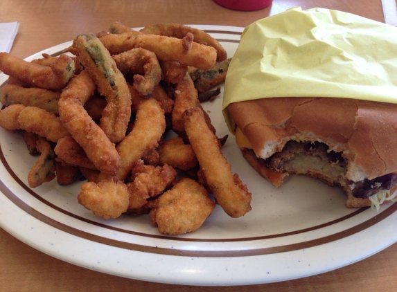 Monk's Charburgers - Torrance, CA