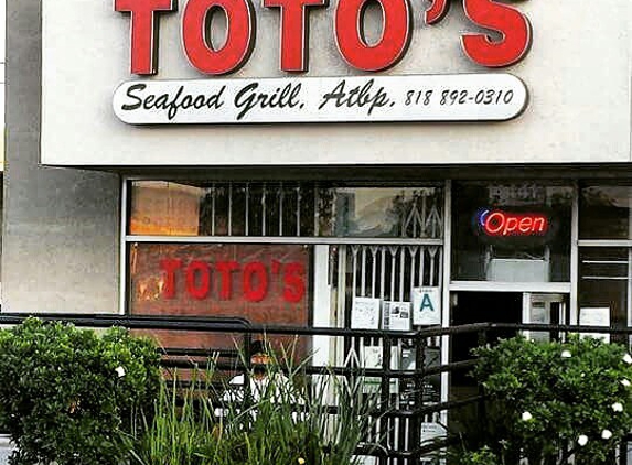 Totos Seafood Grill - Panorama City, CA. Toto's Seafood Grill, Atbp