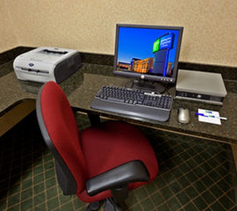 Holiday Inn Express & Suites Clifton Park - Clifton Park, NY