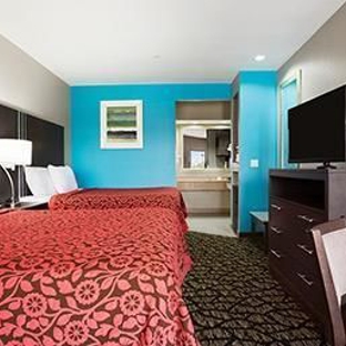 Days Inn & Suites by Wyndham Houston North Spring - Houston, TX