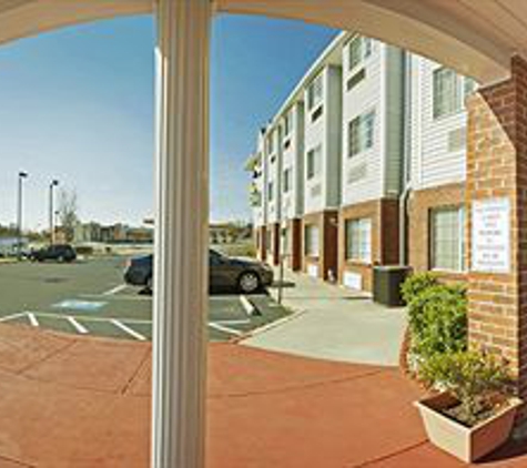 Microtel Inn & Suites by Wyndham Statesville - Statesville, NC