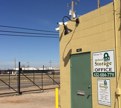 A-1 U-Store It Warehouse - Midland, TX