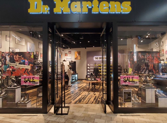 Dr. Martens Southcenter Mall - Tukwila, WA