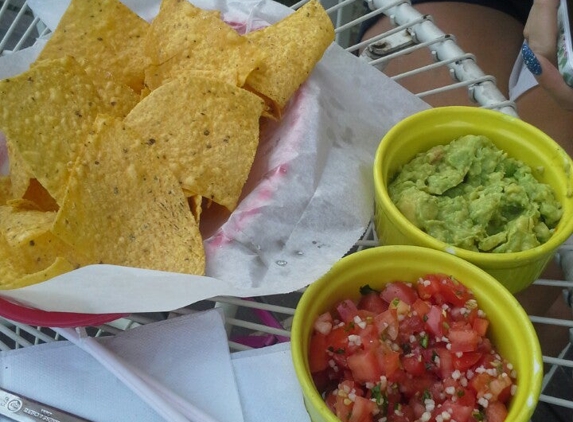 Las Chicas Taqueria - Owego, NY