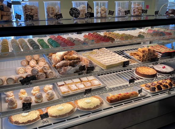 Villani's Bakery - Charlotte, NC