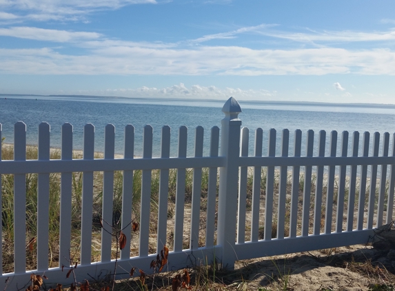 The Fence Guy - East Moriches, NY. PVC spaced picket