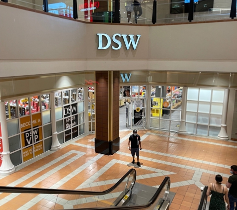 DSW Designer Shoe Warehouse - Brooklyn, NY