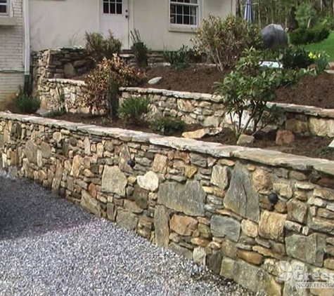 Greenscapes Landscaping & Retaining Walls - Candler, NC