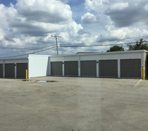 Life Storage - West Allis - West Allis, WI