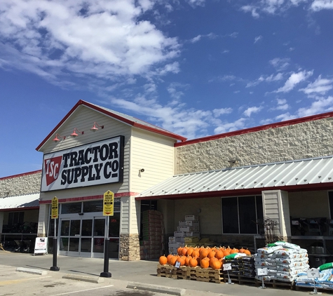 Tractor Supply Co - Olathe, KS