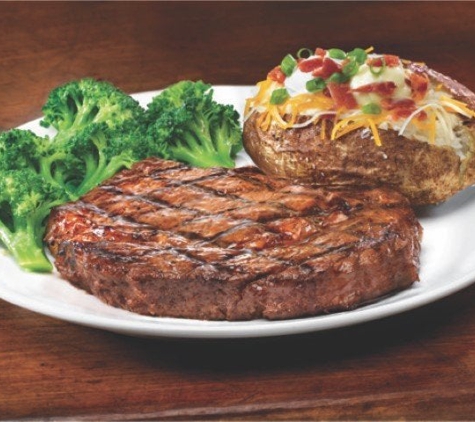 Smokey Bones Bar & Fire Grill - Newport News, VA