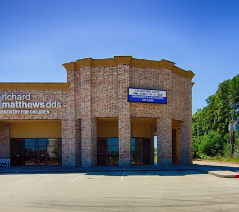 Matthews & Dai Pediatric Dentistry & Orthodontics - Spring, TX