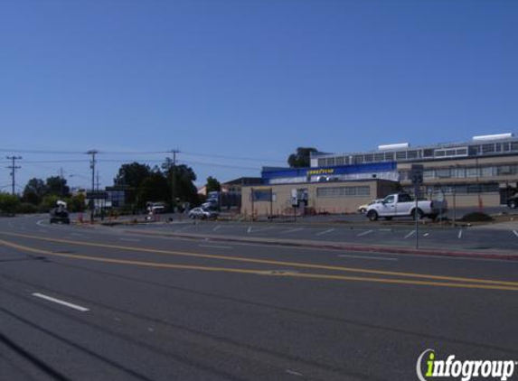 Big Oak Hardwood Floors - San Carlos, CA