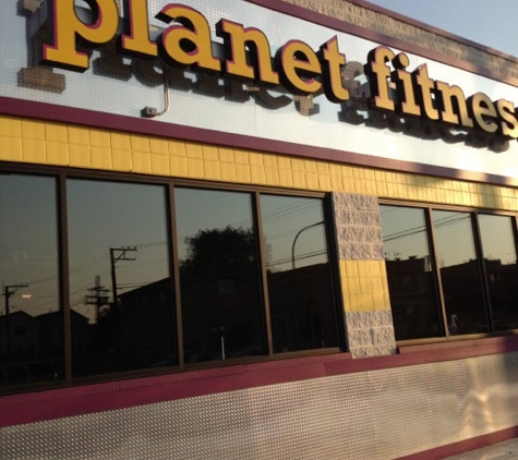 Planet Fitness - Cicero, IL