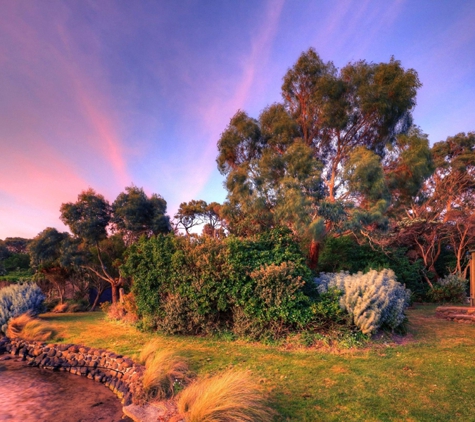 Stanley Lakeside Spa Cabins - Stanley, TAS