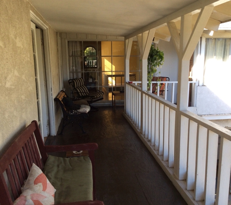 Yolanda's Place Sober Living for Men - Pasadena, CA
