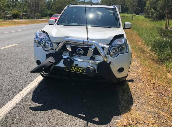Highland Smash Repairs - Salisbury, QLD