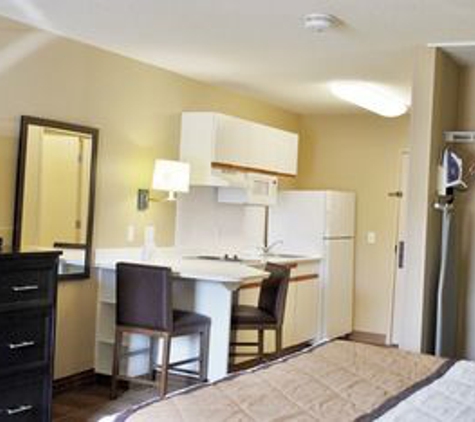 Extended Stay America - Schaumburg, IL