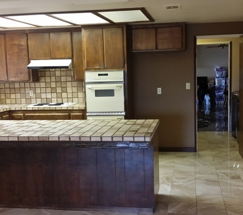 Factory Direct Kitchens & Flooring - San Marcos, CA